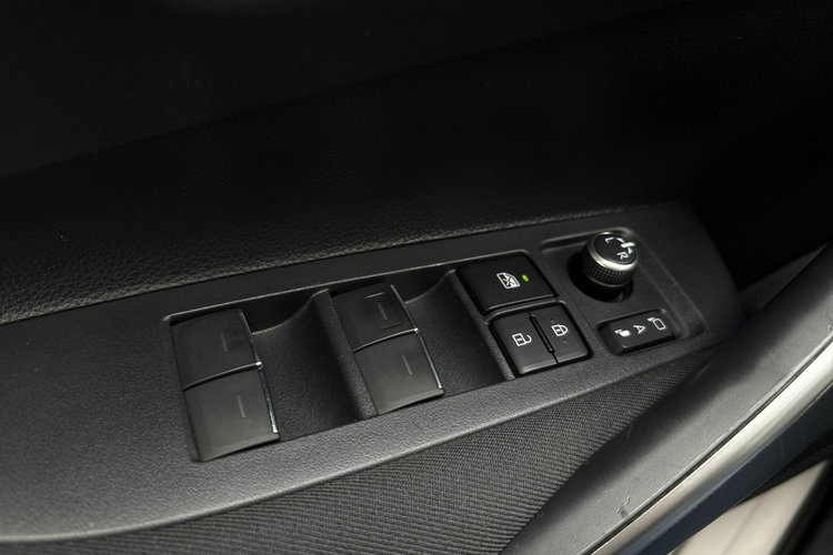 Toyota Corolla 1.8 Hybrid 122KM COMFORT TECH, salon Polska, gwarancja, FV23% zdjęcie 19