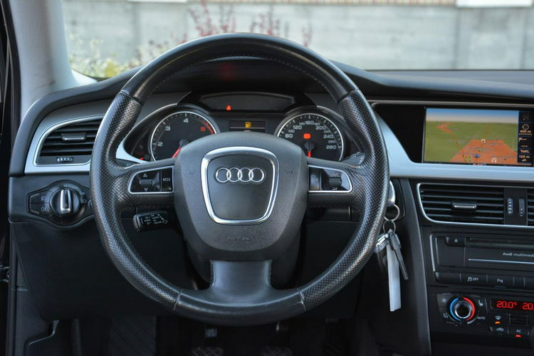 Audi A4 2.0TDI(143KM)BI-Xenon Ledy Skóry Navi MMI Klimatronic 2xParktr Chrom zdjęcie 20