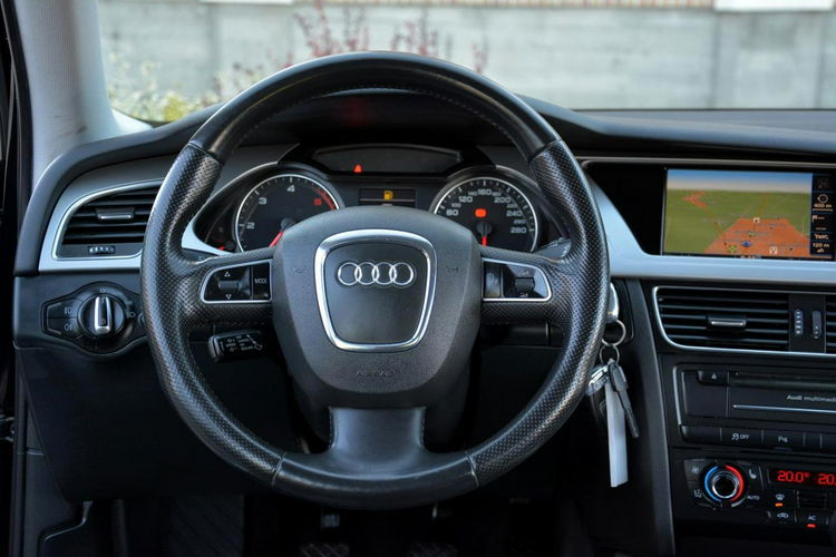 Audi A4 2.0TDI(143KM)BI-Xenon Ledy Skóry Navi MMI Klimatronic 2xParktr Chrom zdjęcie 24