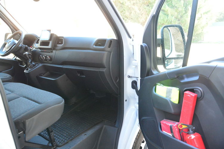 Renault Master max 9 osobowy 2021r 150KM zdjęcie 7