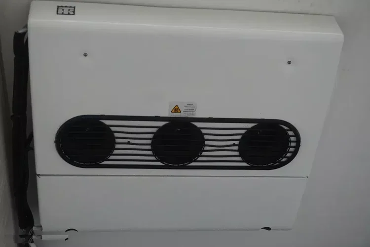 MAN TGL 12.190 / Chłodnia Chereau 18 PAL Bitemperatura / Thermoking T-1200R / 100 tys. km zdjęcie 18