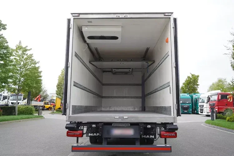 MAN TGL 12.190 / Chłodnia Chereau 18 PAL Bitemperatura / Thermoking T-1200R / 100 tys. km zdjęcie 6