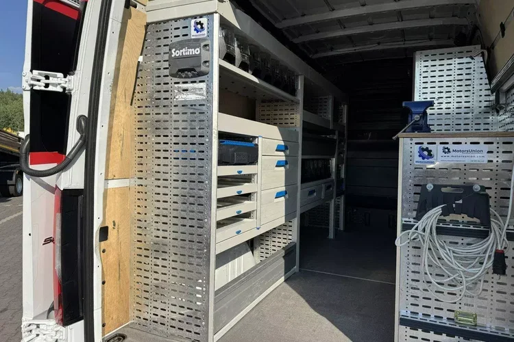 Mercedes Sprinter zdjęcie 19