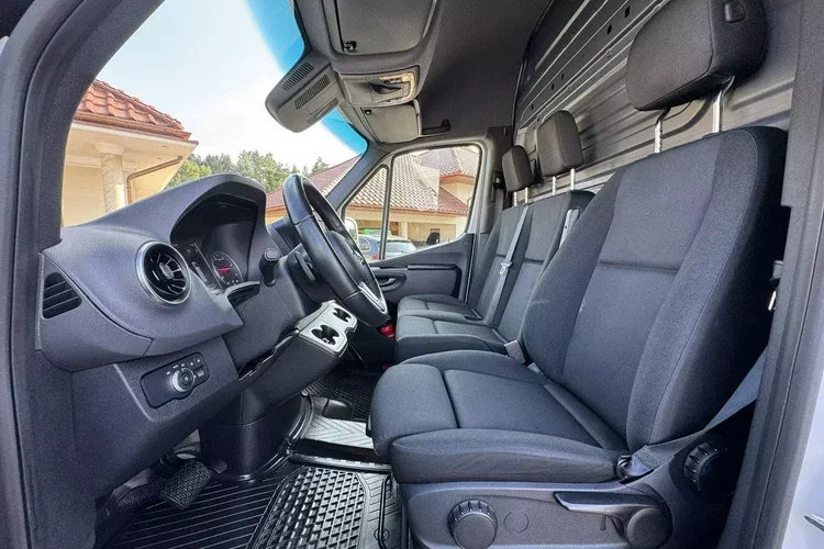 Mercedes Sprinter zdjęcie 28