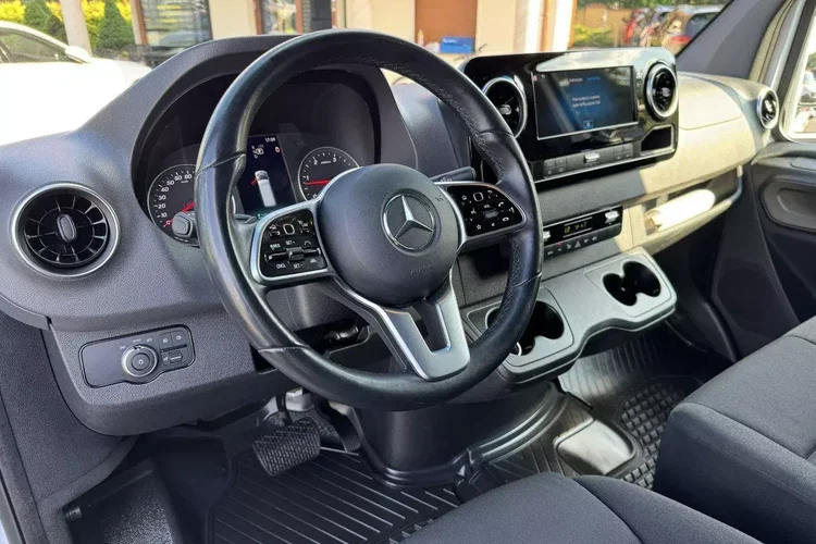 Mercedes Sprinter zdjęcie 29