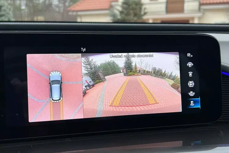 Mercedes eqc zdjęcie 26