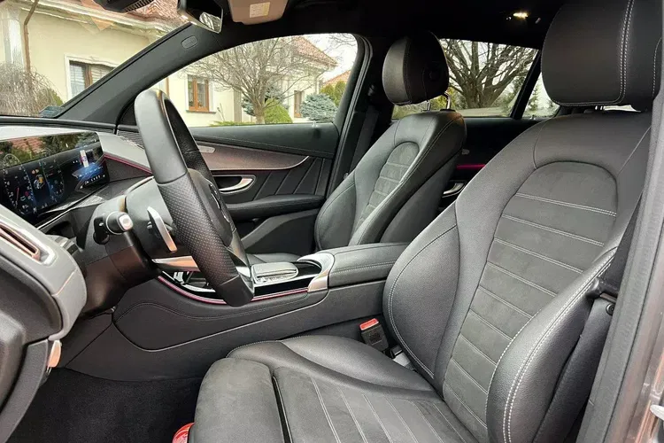 Mercedes eqc zdjęcie 36