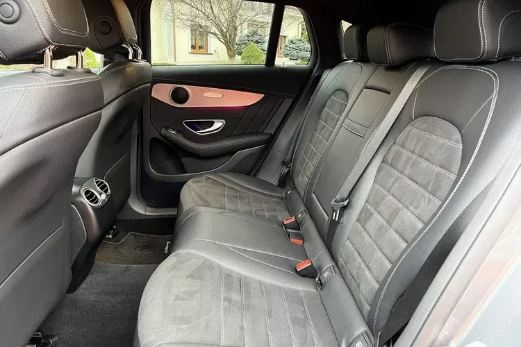 Mercedes eqc zdjęcie 40