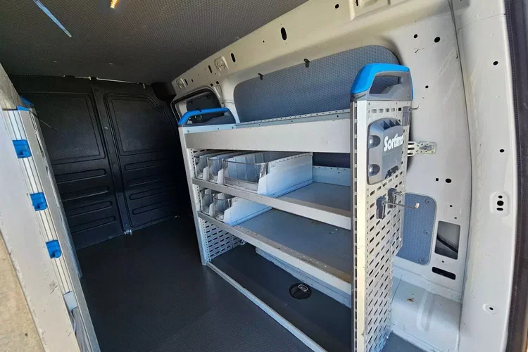 Volkswagen Caddy Long 49999zł NETTO Zabudowa Warsztatowa 2.0TDi/102KM zdjęcie 15