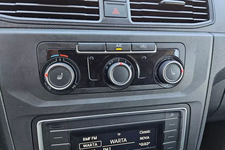 Volkswagen Caddy Long 49999zł NETTO Zabudowa Warsztatowa 2.0TDi/102KM zdjęcie 25