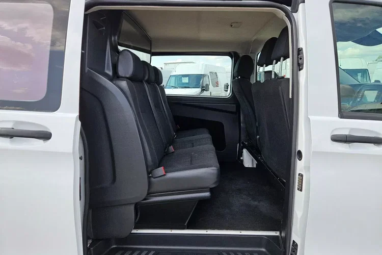 Mercedes vito ExtraLong Brygadówka 6 osób 2.2 Cdi/136KM zdjęcie 31
