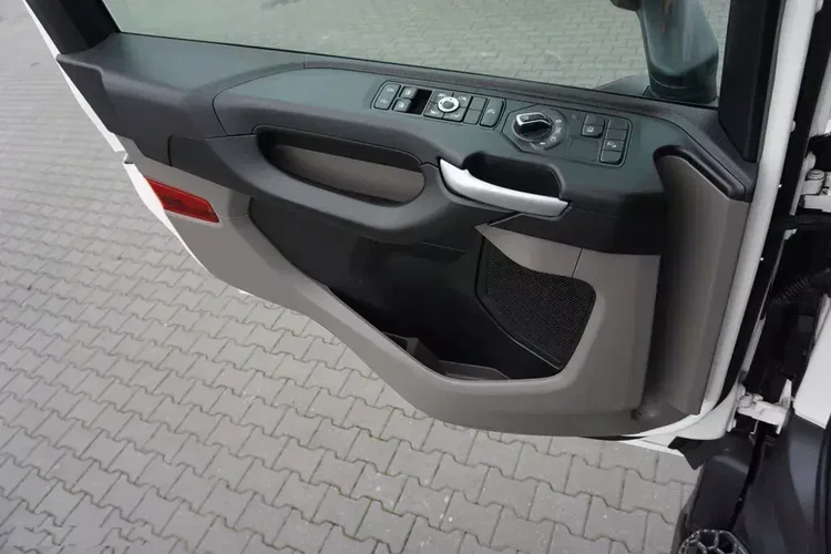 Scania P 410 / 6 X 2 / SKRZYNIOWY + HDS / PALFINGER PK 24 001 / OŚ SKRĘTNA / WYS. 15 M zdjęcie 23