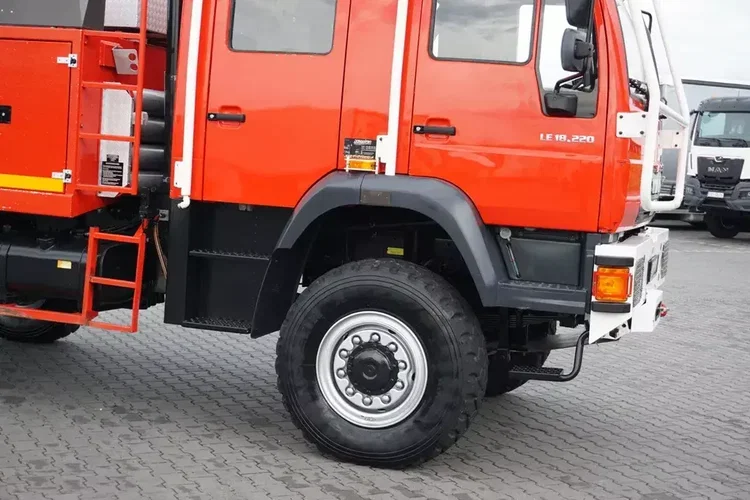 MAN / LE 220 / 4 X 4 / DOKA / STRAŻ POZARNA zdjęcie 18