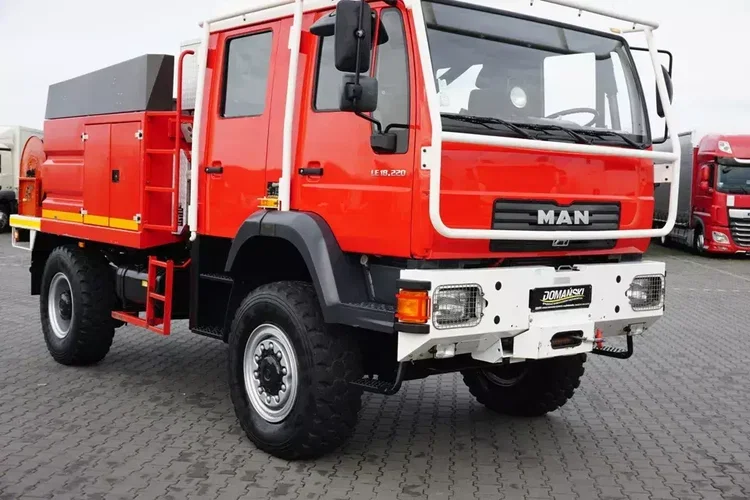 MAN / LE 220 / 4 X 4 / DOKA / STRAŻ POZARNA zdjęcie 31