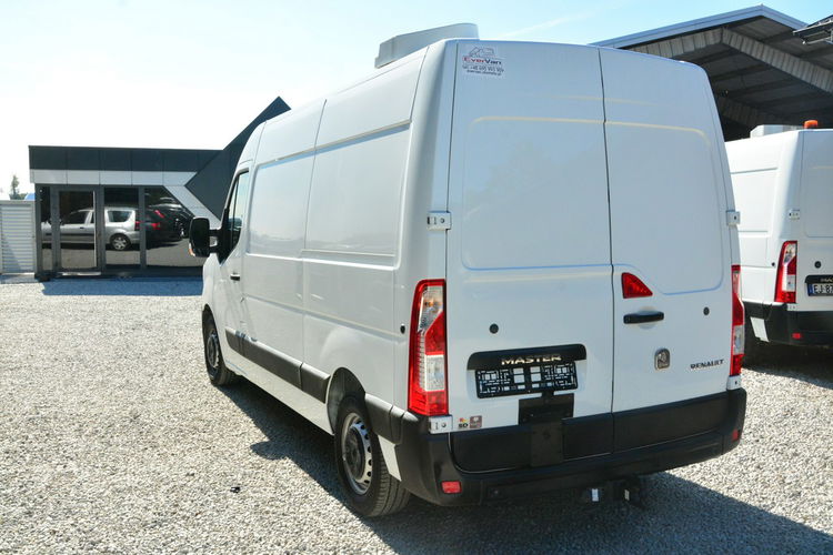 Renault Master sredniak L2H2 3 osobowy lift pełna opcja zdjęcie 3