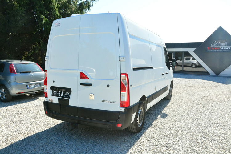 Renault Master sredniak L2H2 3 osobowy lift pełna opcja zdjęcie 4