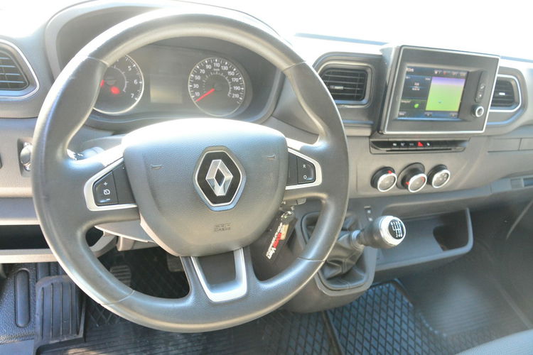 Renault Master sredniak L2H2 3 osobowy lift pełna opcja zdjęcie 7
