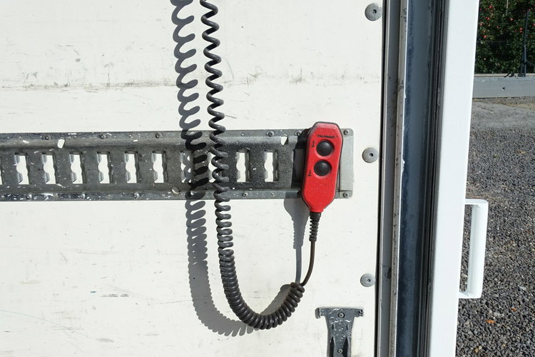 DAF LF 320 Kontener Sprowadzony Euro 6 Winda Klima , Blokada Mostu , Książka Serwisowa , Poduszki, Aktywny Tempomat zdjęcie 14