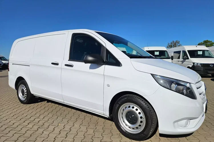 Mercedes vito L2H1 49900zł NETTO Zabudowa warsztatowa 2.2Cdi/136KM zdjęcie 3