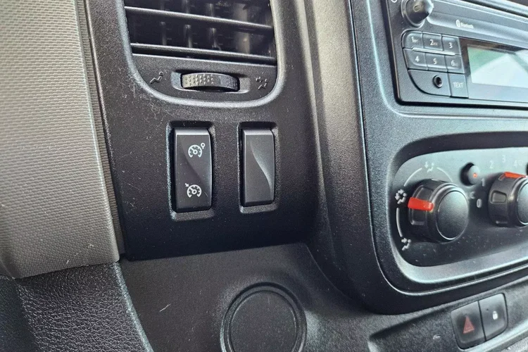 Renault Trafic L2H1 54999zł NETTO 1.6dCi/120KM zdjęcie 25