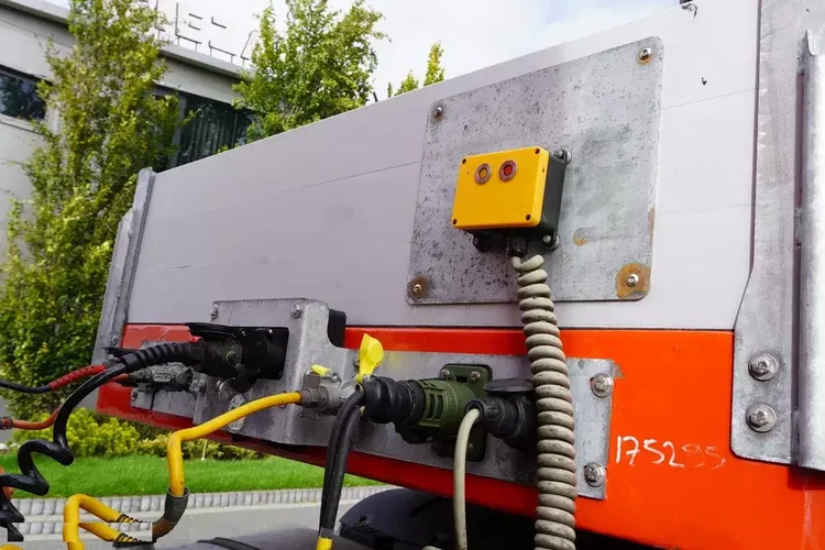 KAESSBOHRER LB2 TIEF-BETT / 16.5 m / Naczepa rozsuwana / osie skrętne / 2 sztuki zdjęcie 24