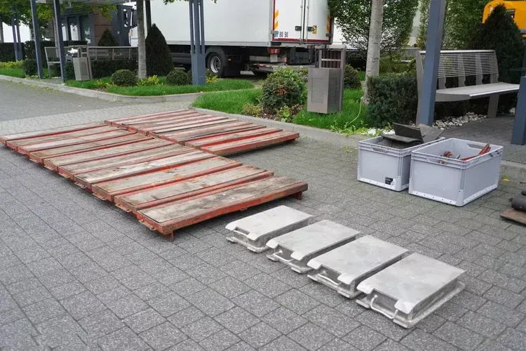 KAESSBOHRER LB2 TIEF-BETT / 16.5 m / Naczepa rozsuwana / osie skrętne / 2 sztuki zdjęcie 24