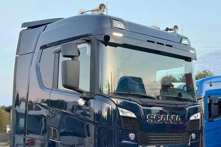 Scania S500 z Niemiec full opcja hydraulika skóry alcoa navi full led 6x poduszek zdjęcie 12