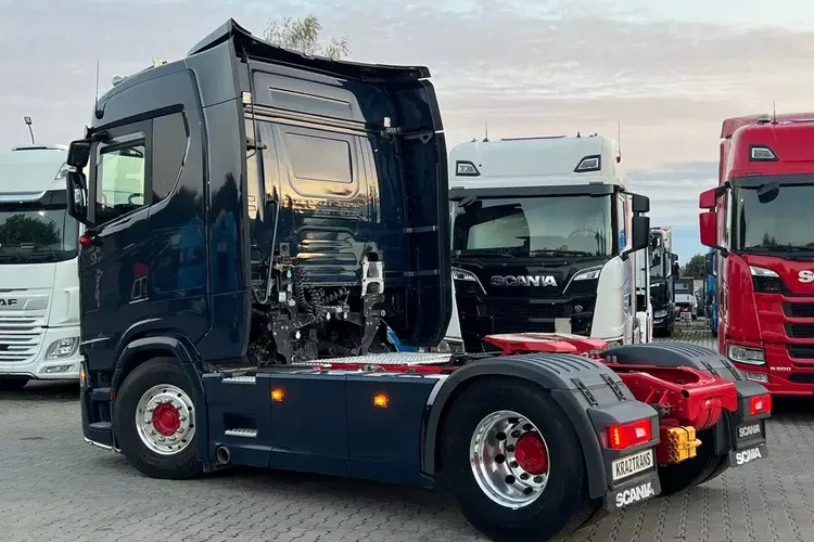 Scania S500 z Niemiec full opcja hydraulika skóry alcoa navi full led 6x poduszek zdjęcie 19