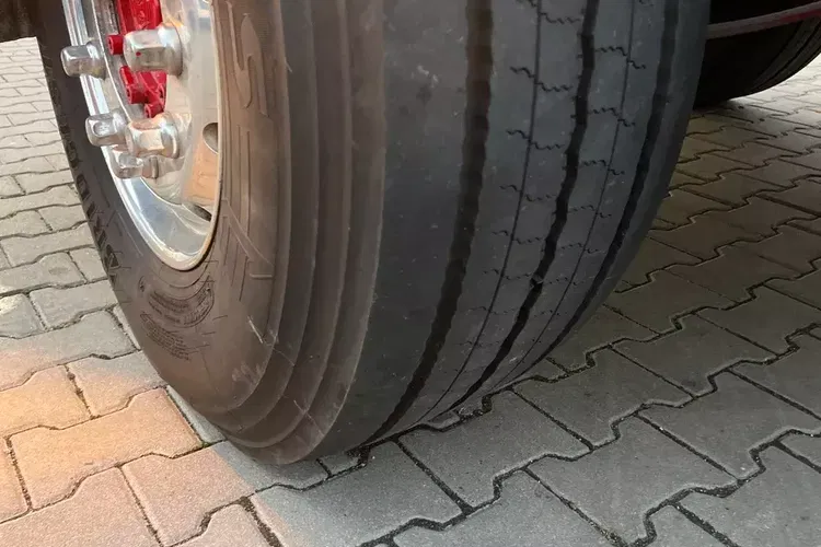 Scania S500 z Niemiec full opcja hydraulika skóry alcoa navi full led 6x poduszek zdjęcie 24