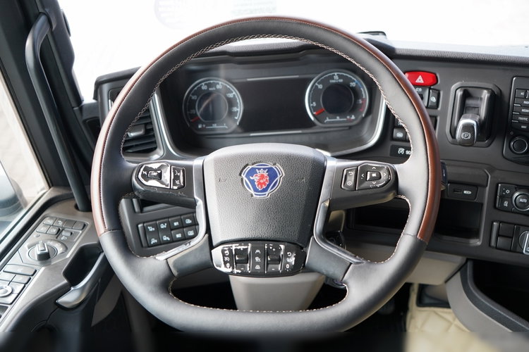 Scania S 450 / FIRANKA 7.7 M / 60 M3 / SOLÓWKA / 6X2 / OŚ PODNOSZONA / 2019 / zdjęcie 32