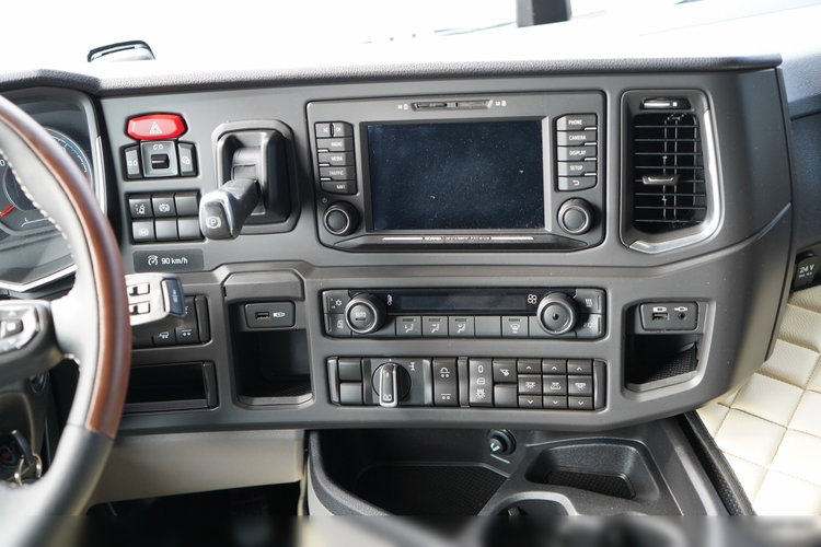 Scania S 450 / FIRANKA 7.7 M / 60 M3 / SOLÓWKA / 6X2 / OŚ PODNOSZONA / 2019 / zdjęcie 34