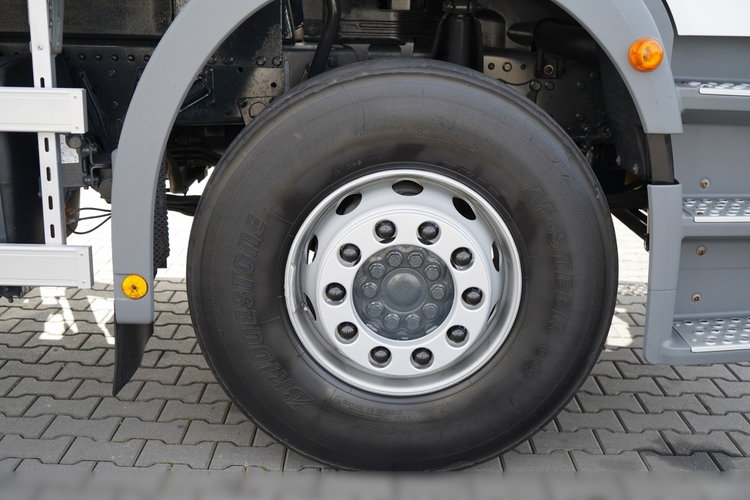 Mercedes / AXOR 2633 / 6X4 / SKRZYNIOWY - 6, 55 M / MOCNA PODŁOGA / HDS FASSI F155 / wysów: 10 M / MAX UDŹWIG 6 000 KG / MANUAL  / STEROWANIE RADIOWE / zdjęcie 29