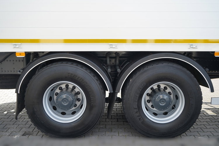 Mercedes / AXOR 2633 / 6X4 / SKRZYNIOWY - 6, 55 M / MOCNA PODŁOGA / HDS FASSI F155 / wysów: 10 M / MAX UDŹWIG 6 000 KG / MANUAL  / STEROWANIE RADIOWE / zdjęcie 32