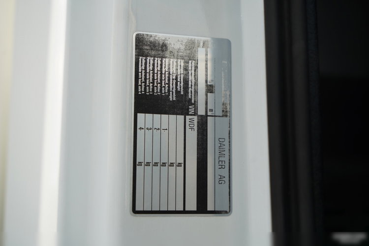 Mercedes / AXOR 2633 / 6X4 / SKRZYNIOWY - 6, 55 M / MOCNA PODŁOGA / HDS FASSI F155 / wysów: 10 M / MAX UDŹWIG 6 000 KG / MANUAL  / STEROWANIE RADIOWE / zdjęcie 46