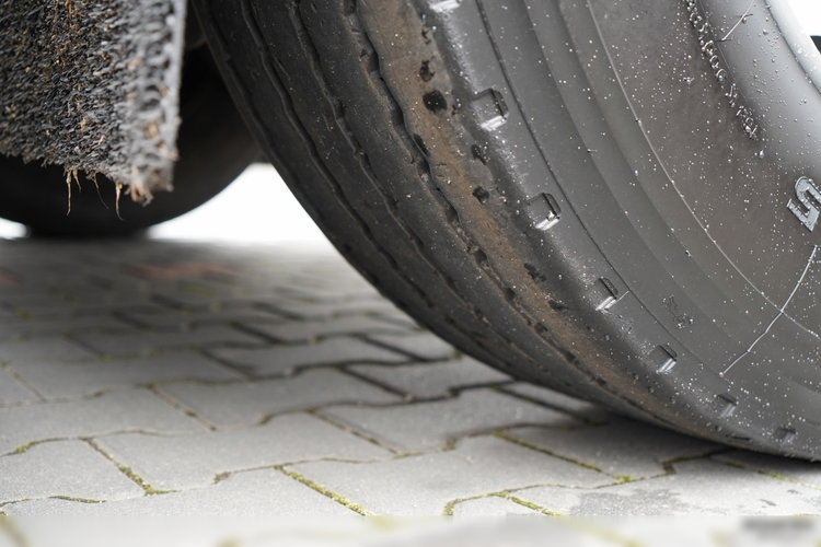 Schmitz -CARGOBULL / FIRANKA / STANDARD / 2 OSIE PODNOSZONE /  zdjęcie 23