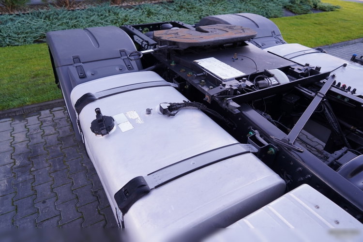 MAN TGX 18. 460 / MEGA / LOWDECK / REGULOWANE SIODŁO / OPONY 100% /  NAVI / PO KONTRAKCIE SERWISOWYM  zdjęcie 17