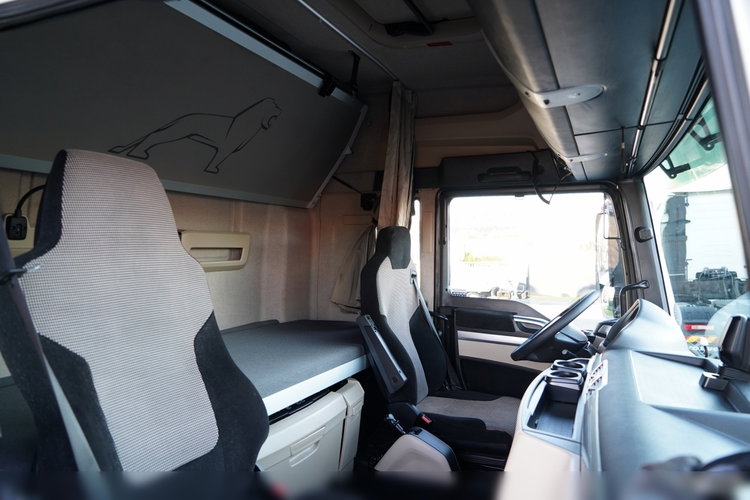 MAN TGX 18. 460 / MEGA / LOWDECK / REGULOWANE SIODŁO / OPONY 100% /  NAVI / PO KONTRAKCIE SERWISOWYM  zdjęcie 36