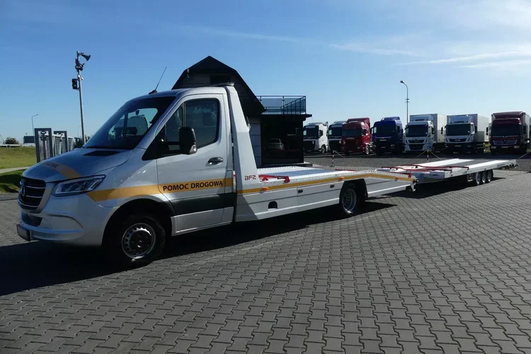 Mercedes SPRINTER 519 / LAWETA BFZ / ZESTAW / WCIĄGARKA / SUPER STAN / zdjęcie 2