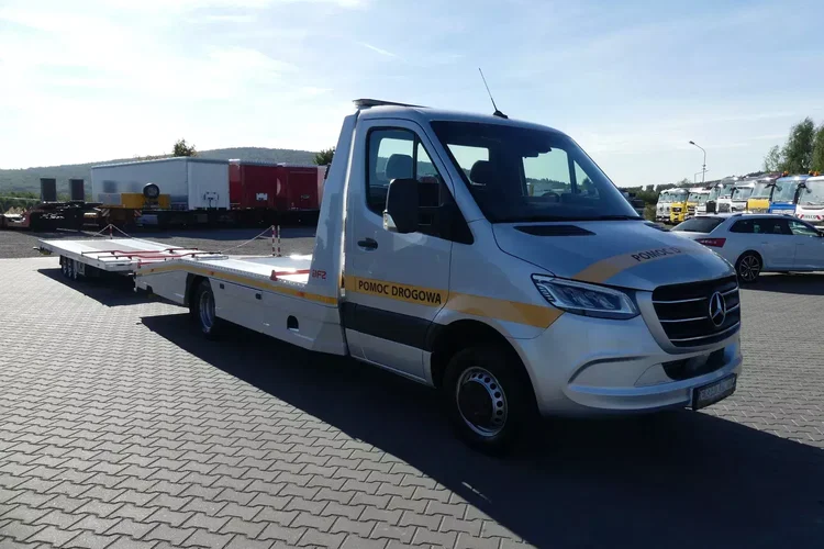 Mercedes SPRINTER 519 / LAWETA BFZ / ZESTAW / WCIĄGARKA / SUPER STAN / zdjęcie 9