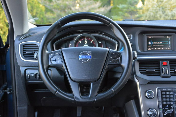 V40 Xenon Ledy Virtual Zegary Parktroni ASO do końca Volvo zdjęcie 24