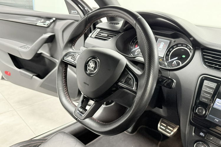 Skoda Octavia 2.0TDI184KM RS VRS Mode DSG Keesy CANTON Panorama ACC zdjęcie 27