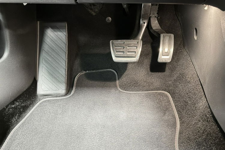 Skoda Octavia 2.0TDI184KM RS VRS Mode DSG Keesy CANTON Panorama ACC zdjęcie 34