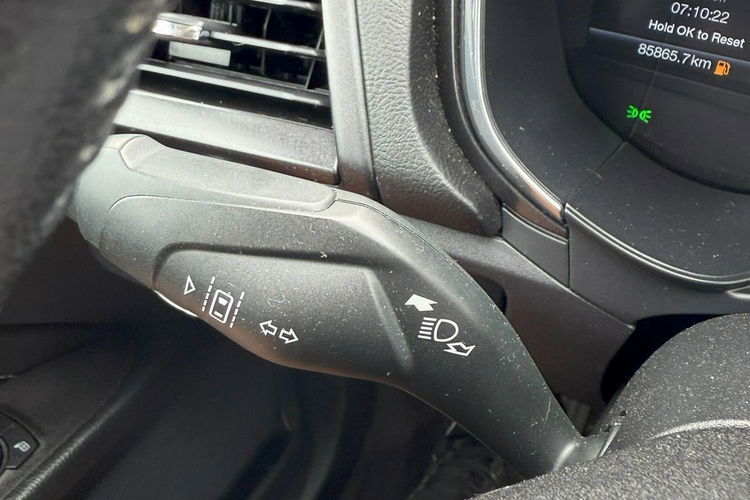 Ford Mondeo 2.0 Hybryda Titanium 86 tyś przebieg Stan BDB Gwarancja zdjęcie 13