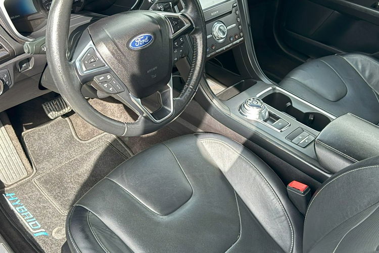 Ford Mondeo 2.0 Hybryda Titanium 86 tyś przebieg Stan BDB Gwarancja zdjęcie 17