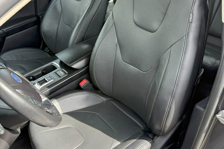 Ford Mondeo 2.0 Hybryda Titanium 86 tyś przebieg Stan BDB Gwarancja zdjęcie 6