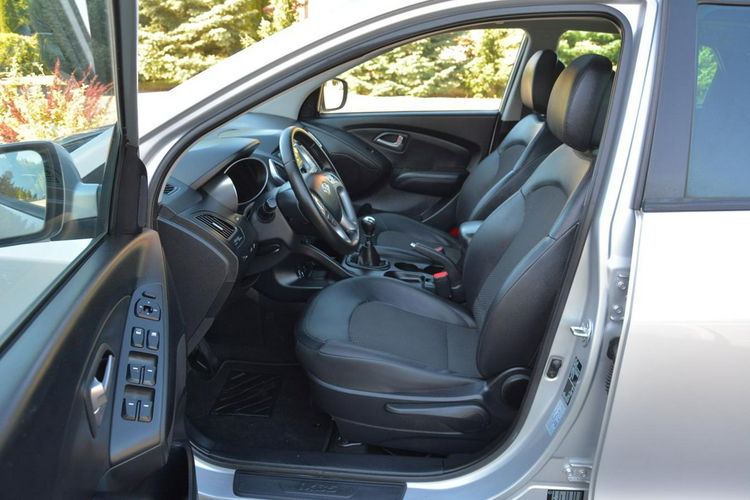 Hyundai ix35 2.0CRDI(136KM) Premium Panorama Skóry duża Navi Kamera ASO zdjęcie 19