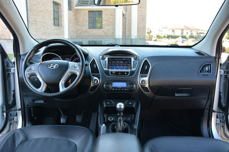 Hyundai ix35 2.0CRDI(136KM) Premium Panorama Skóry duża Navi Kamera ASO zdjęcie 21