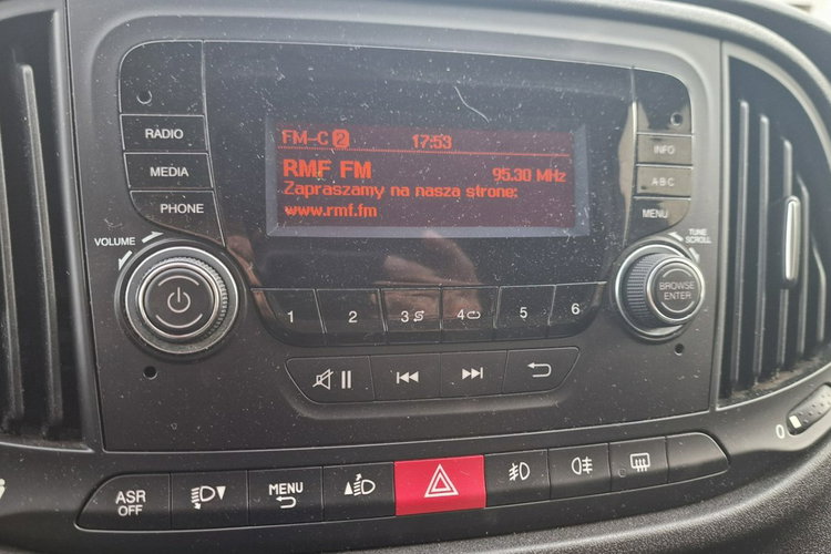 Fiat Doblo (Nr. 116) Doblo Maxi.3 osobowy, 2.0 MultiJet 135 KM , KLIMA, 2016 rok zdjęcie 19