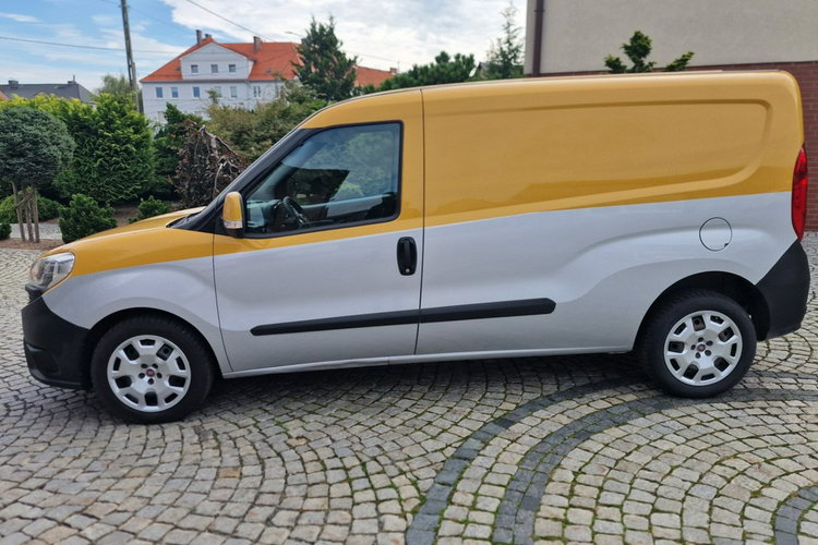 Fiat Doblo (Nr. 116) Doblo Maxi.3 osobowy, 2.0 MultiJet 135 KM , KLIMA, 2016 rok zdjęcie 2