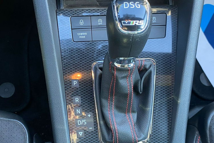 Skoda Octavia 2.0 tsi 240 KM kolor individual full opcja mały przebieg zdjęcie 36